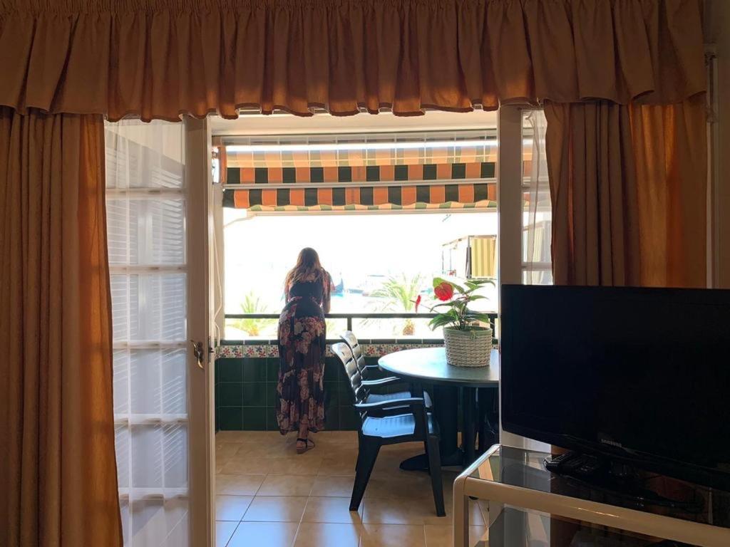 Views To The Infinite Sea In Los Cristianos Лос Кристианос Екстериор снимка
