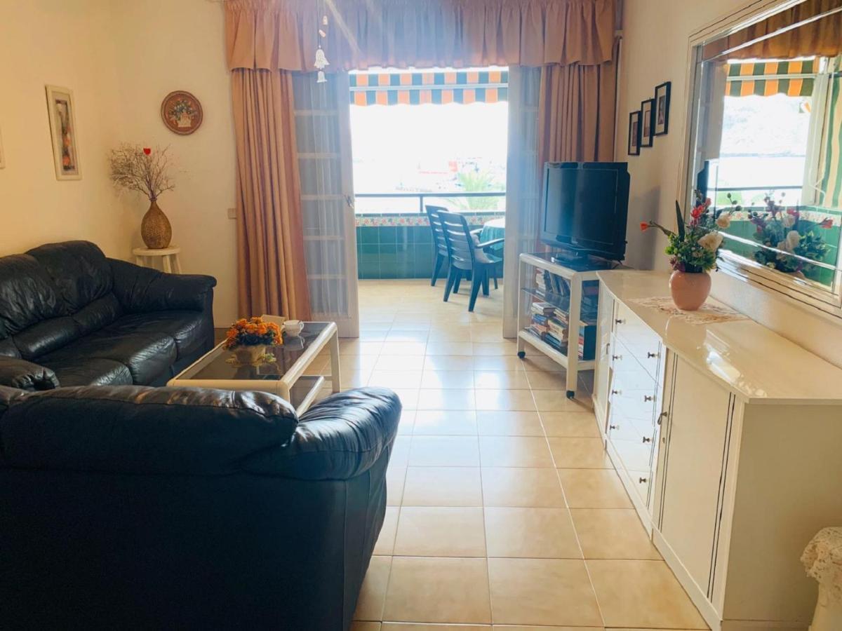 Views To The Infinite Sea In Los Cristianos Лос Кристианос Екстериор снимка